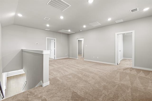 Building Photo - 102 Travine Dr