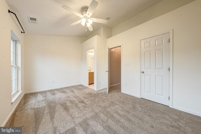 Building Photo - 25112 Neptune Terrace