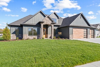 Building Photo - 2801 Easley Cabin Cir