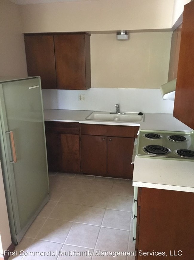 Building Photo - 1 br, 1 bath Apartment - 500 N Garfield