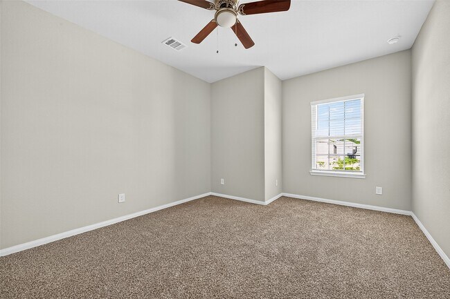 Building Photo - 24811 Goldoni Dr