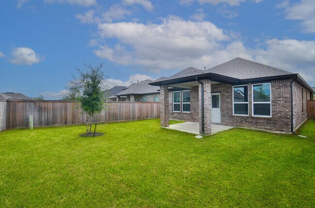 Building Photo - 21138 Staked Plains Dr