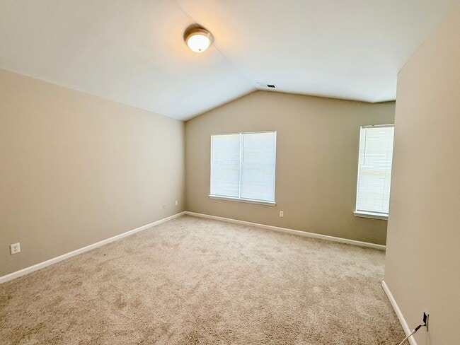 Building Photo - 5420 Henderson Oaks Dr