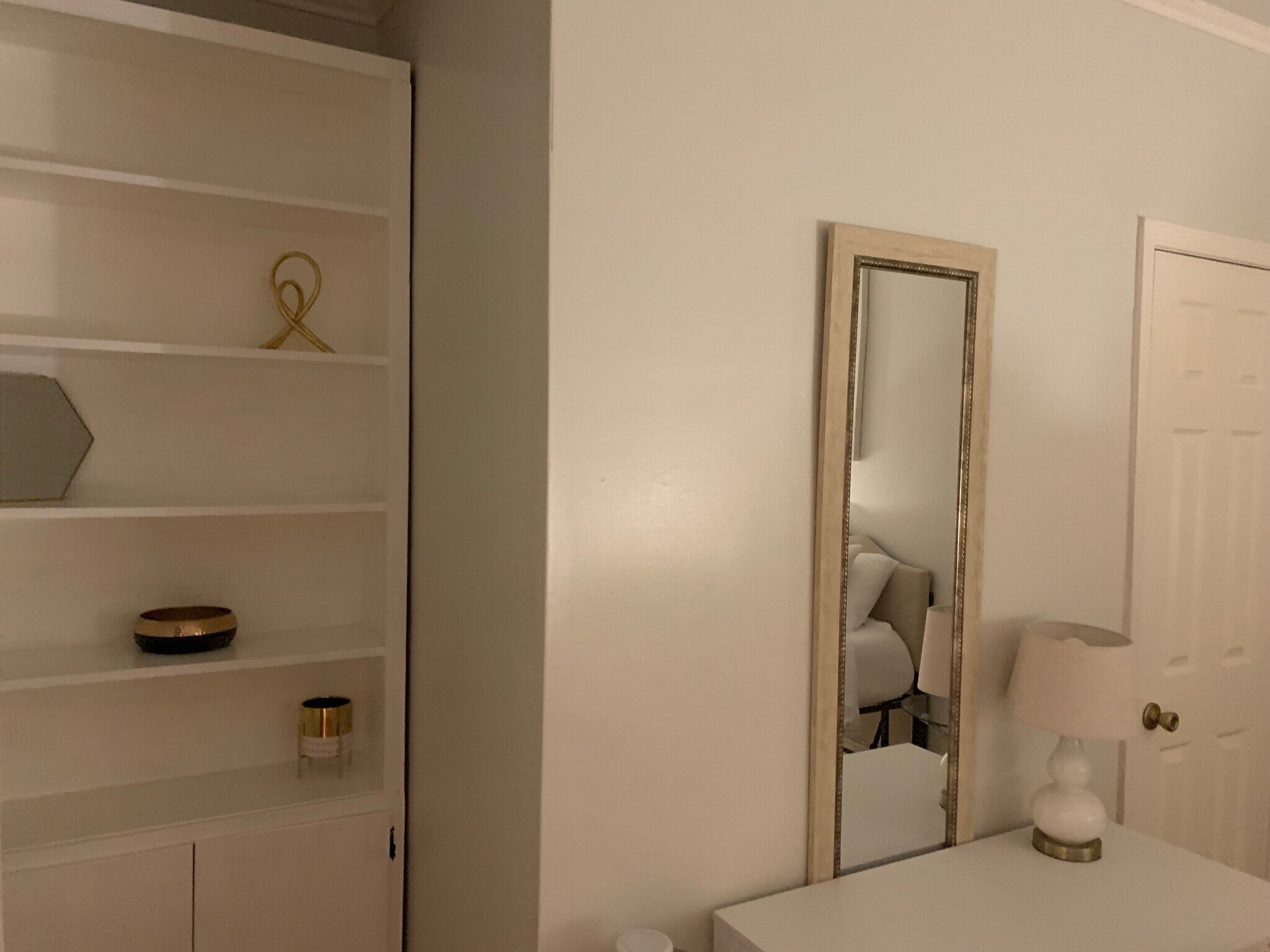 Bedroom - 1108 S Detroit Ave