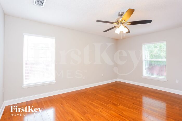 Building Photo - 1479 Tomcat Drive