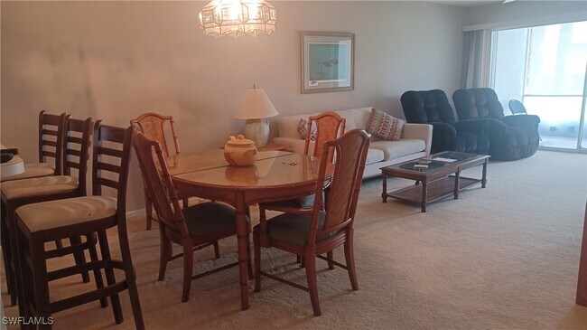 Building Photo - 716 Landover Cir