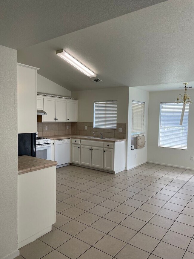 Building Photo - Available Now! – Beautiful Corner Lot Home