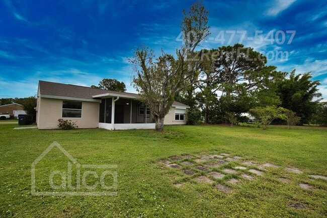 Building Photo - 6667 Carovel Ave