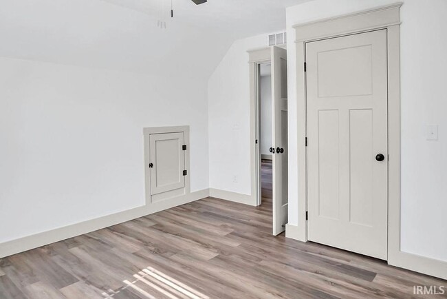 Building Photo - 1104 N Grant St