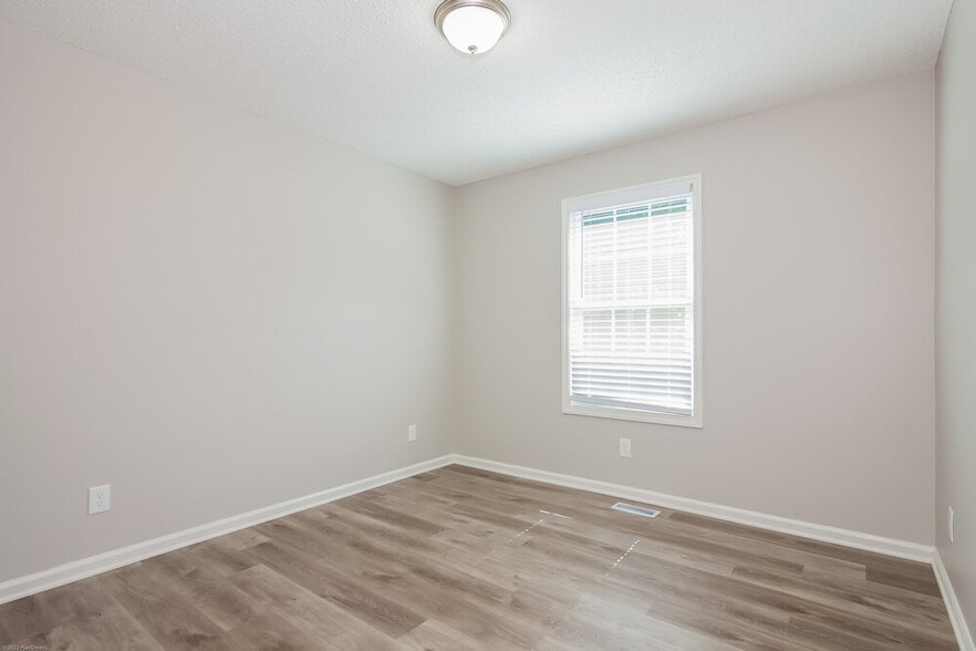 Building Photo - 1415 Anderson St