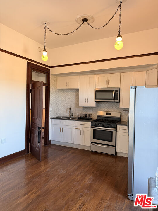 Building Photo - 275 Belmont Ave