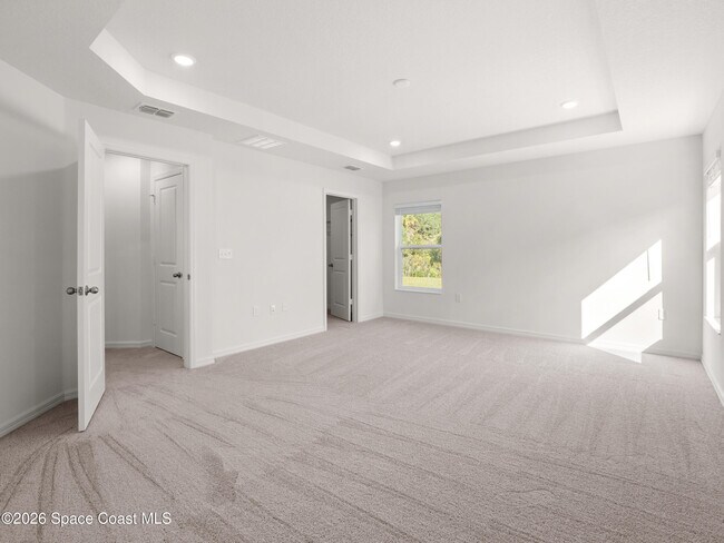 Building Photo - 2192 Vinifera Dr