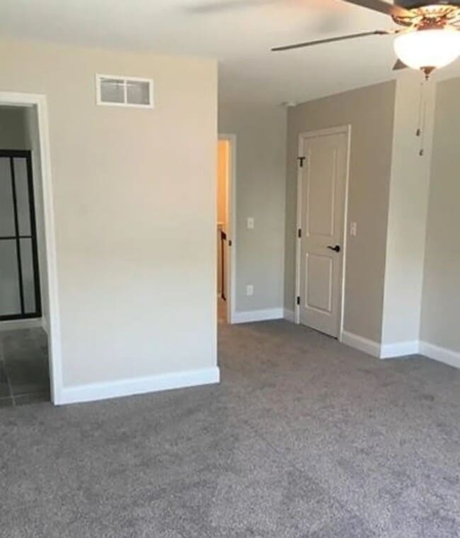 Building Photo - 1516 Greyrock Ln