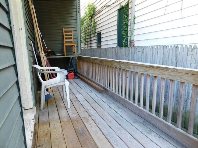 Building Photo - 238 Lehigh Ave