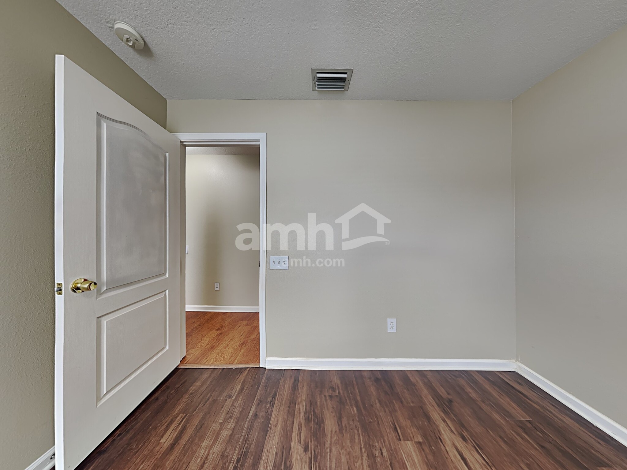 Building Photo - 10319 Soaring Eagle Dr