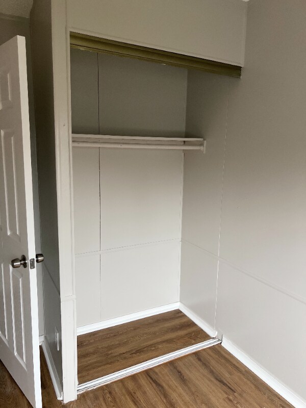 Building Photo - 2000 E Frontier Ave