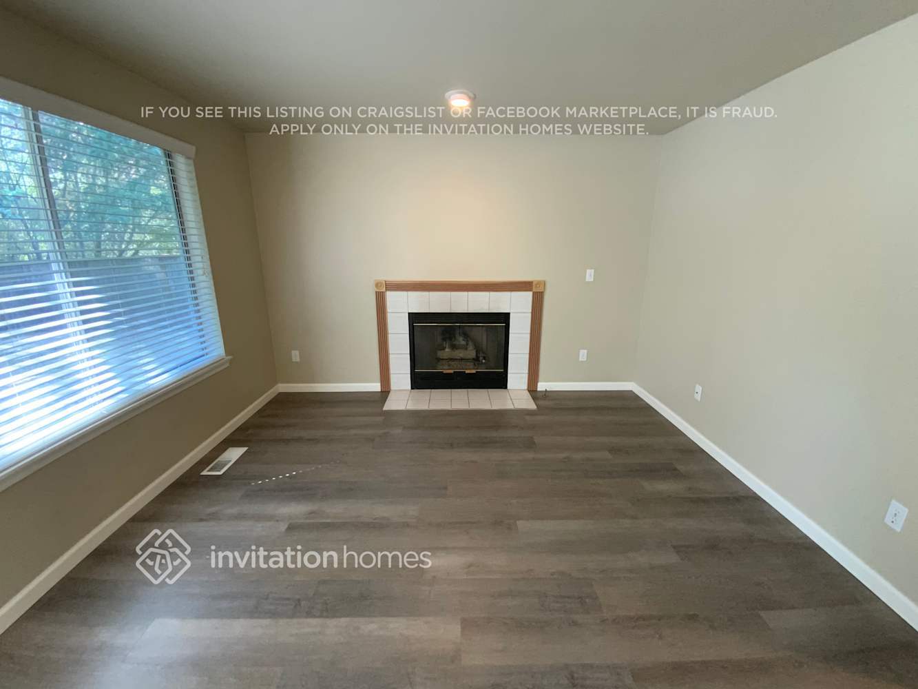 Building Photo - 24306 34th Ave Ct E