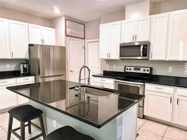 Building Photo - 11524 Woodleaf Dr