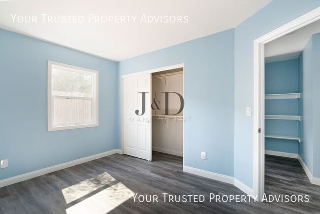 Building Photo - 4446-4448 G STREET-4448