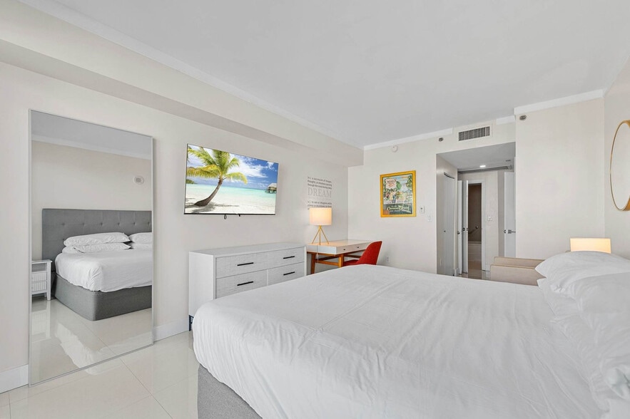 Building Photo - 2889 McFarlane Rd