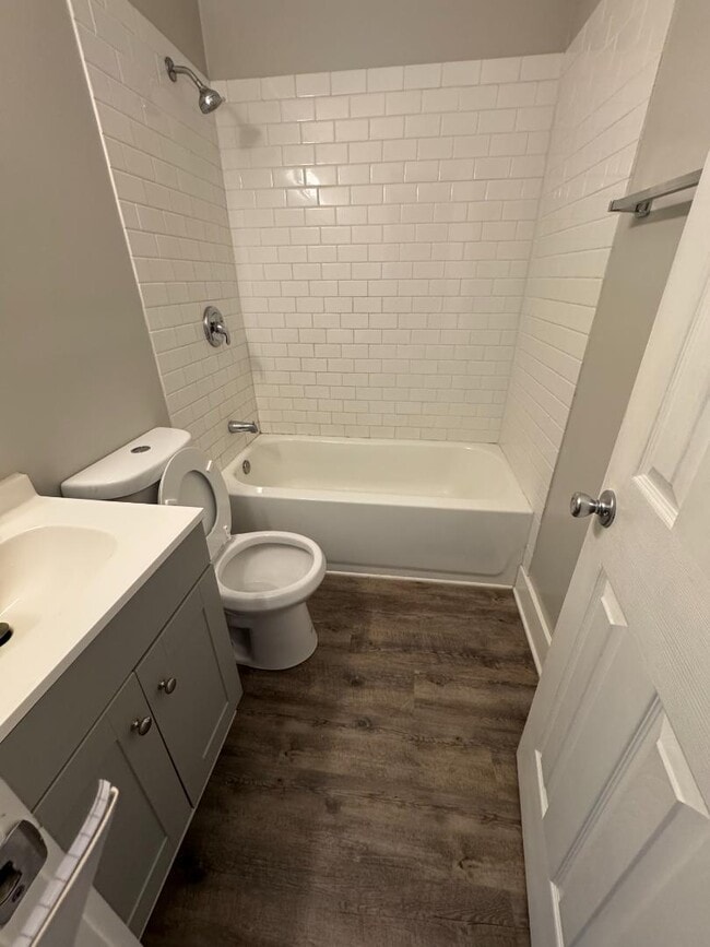 Building Photo - 843 Carthage Hwy