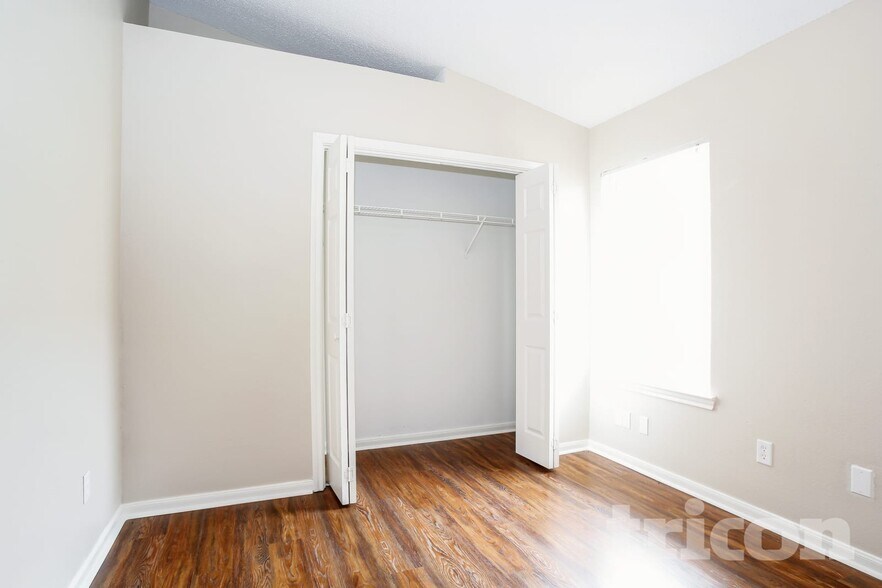 Building Photo - 3206 Boynton Dr