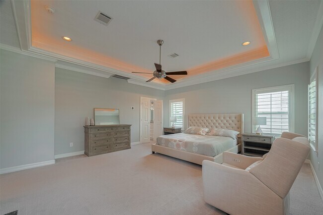 Building Photo - 4006 Lanark Ln