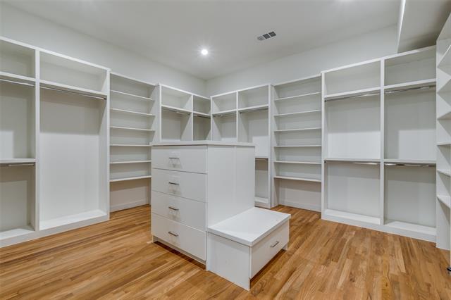 Building Photo - 4414 Abbott Ave