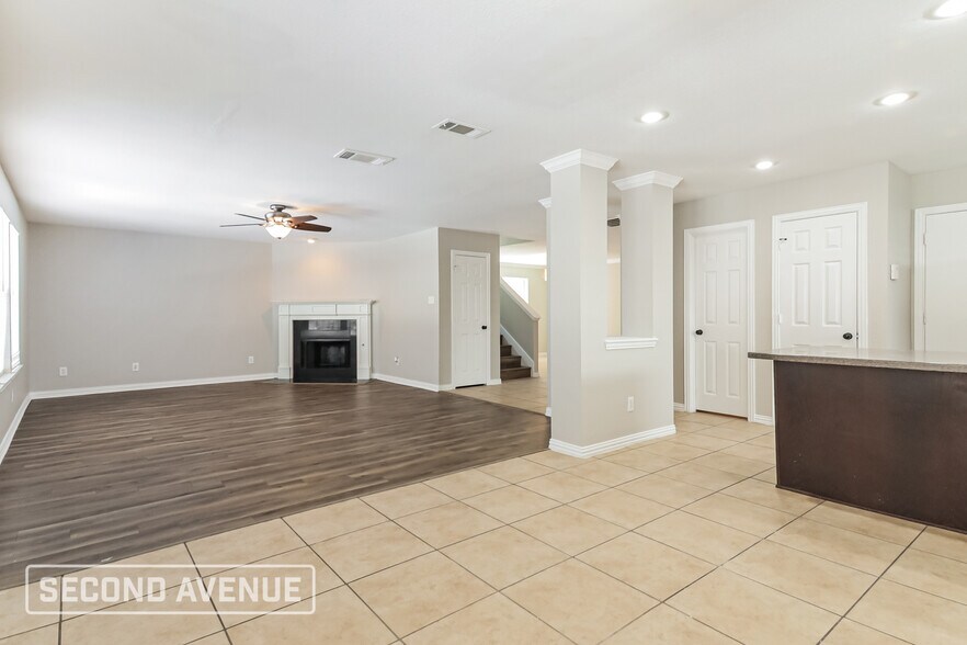 Building Photo - 1705 Nighthawk Dr