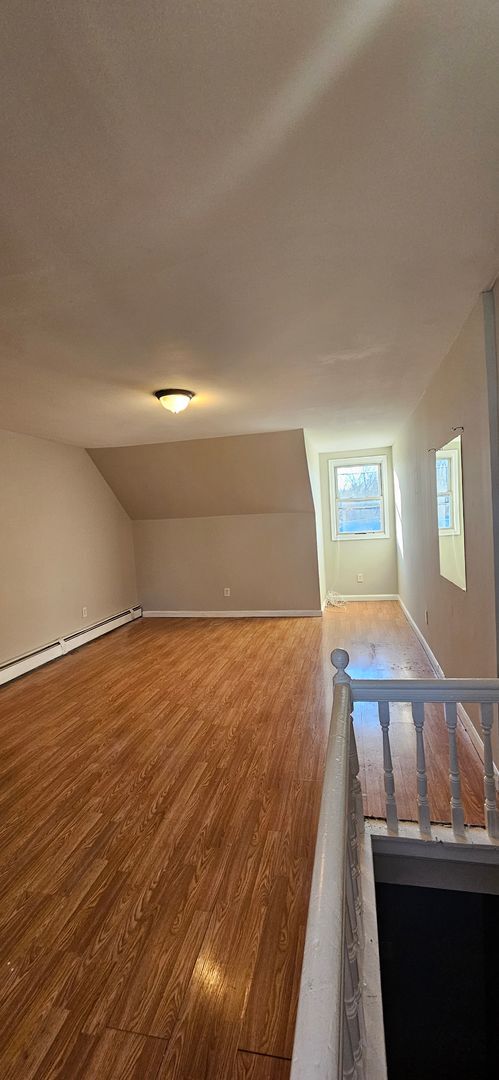 Building Photo - 4 Bed 1.5 Bath in Trenton