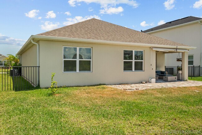 Building Photo - 10760 SW Cremona Way