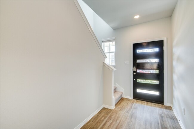 Building Photo - 5722 Fresh View Ct