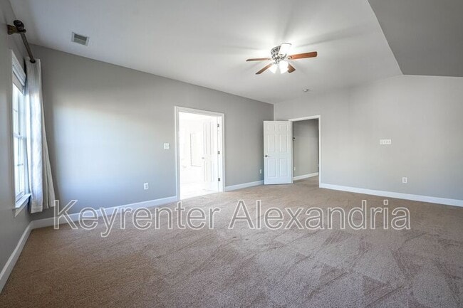 Building Photo - 13568 Heritage Farms Dr