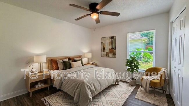 Building Photo - 1756 Lane Ave S