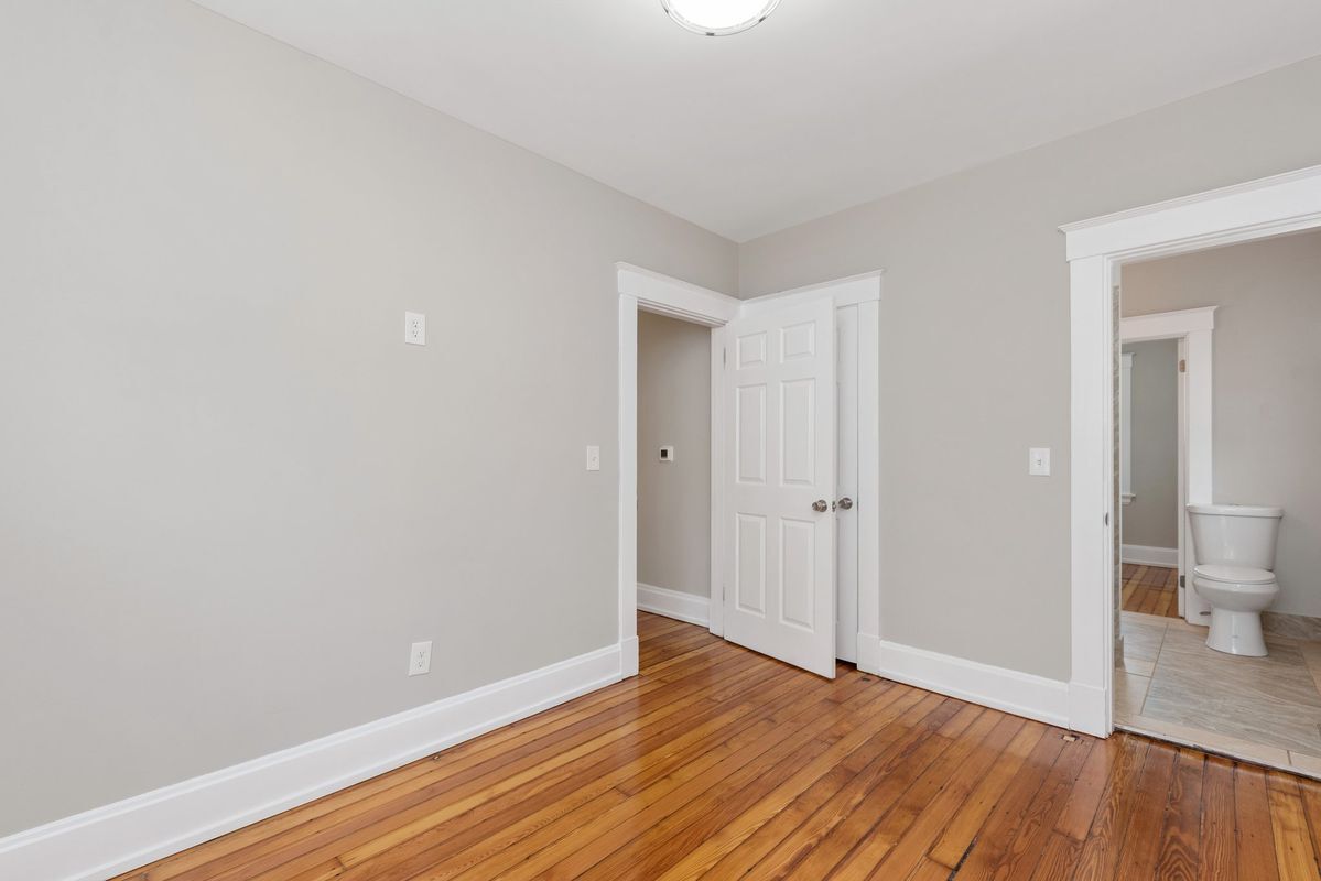 Building Photo - 6717 E Ledge St