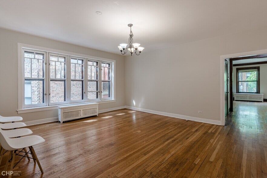 Building Photo - 5211 S Greenwood Ave