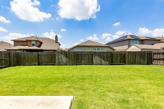 Building Photo - 3625 Lunet Ring Way