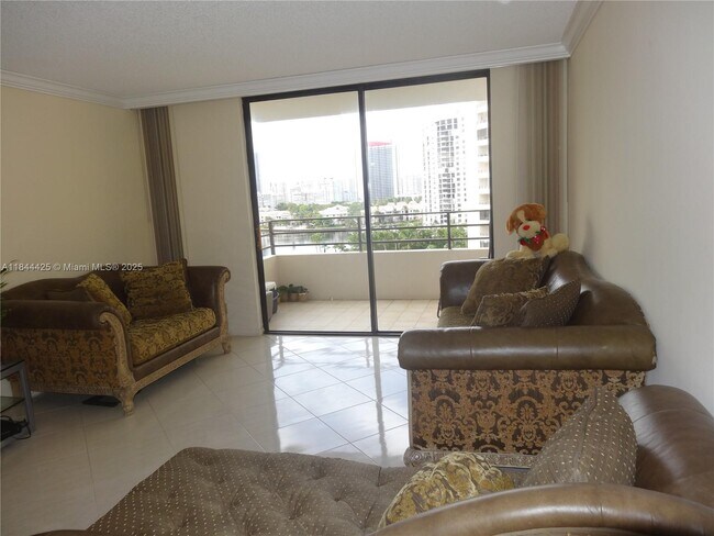 Building Photo - 600 Three Islands Boulevard