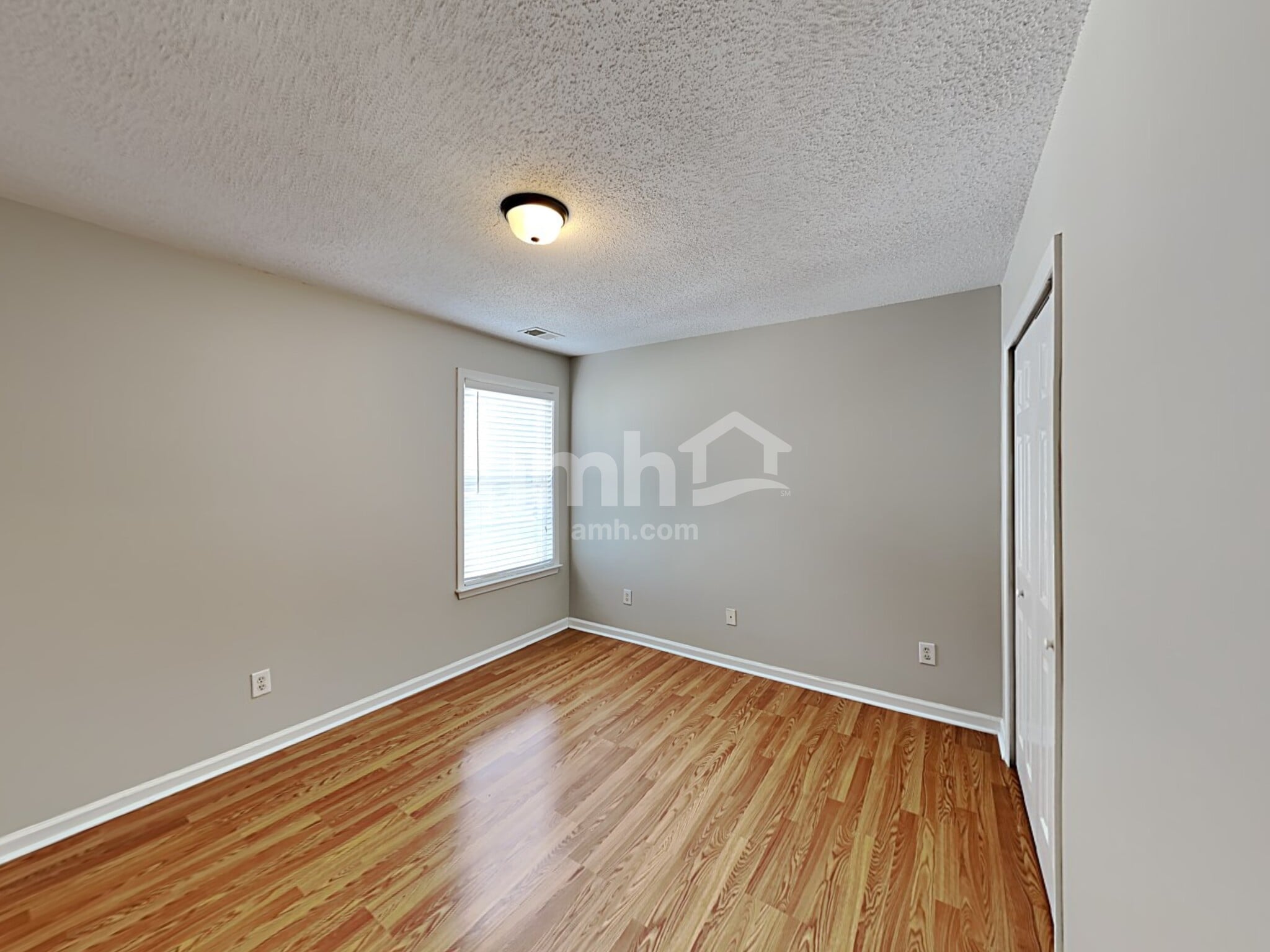 Building Photo - 11412 Leigh Glen Cir