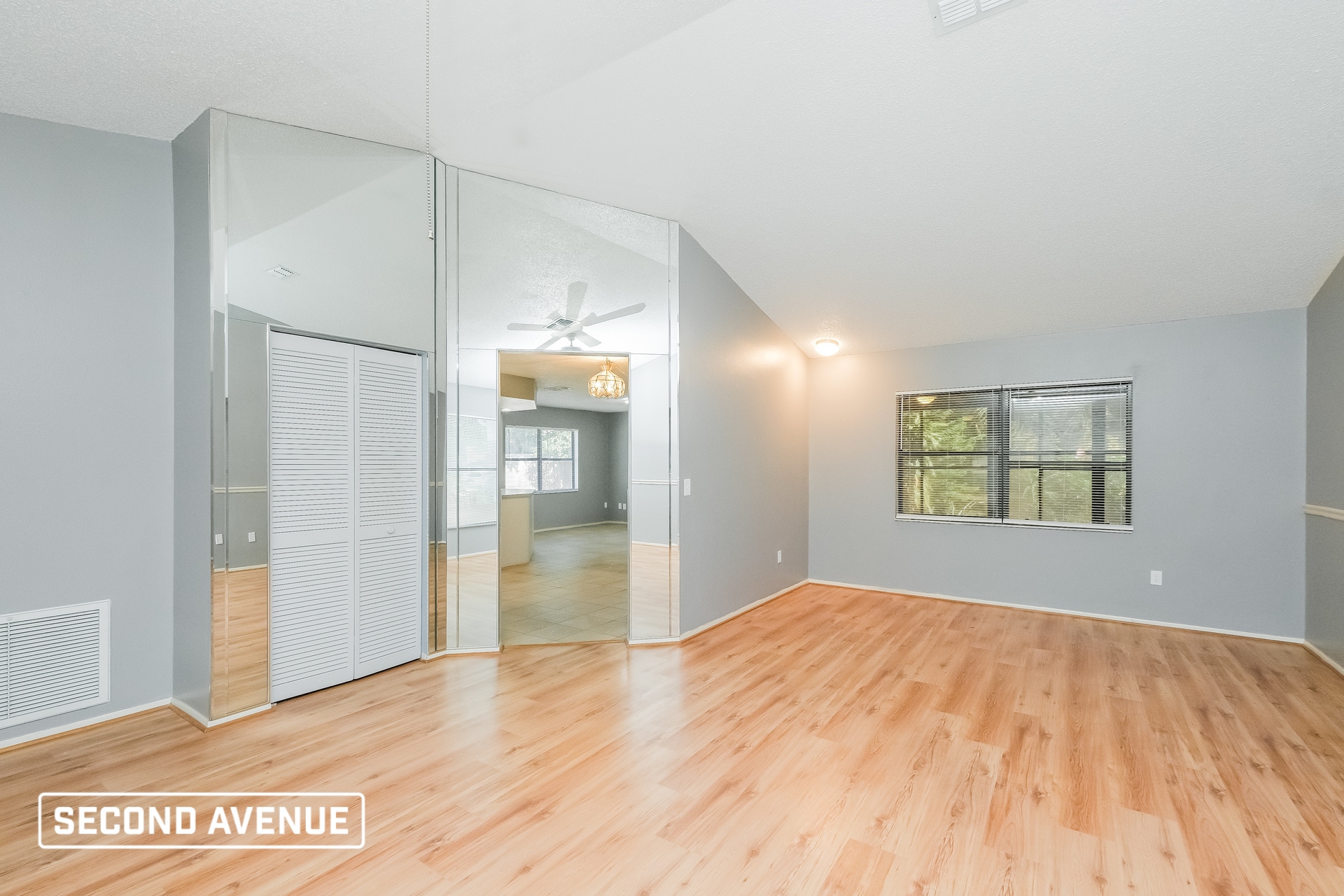 Building Photo - 7231 Box Elder DR