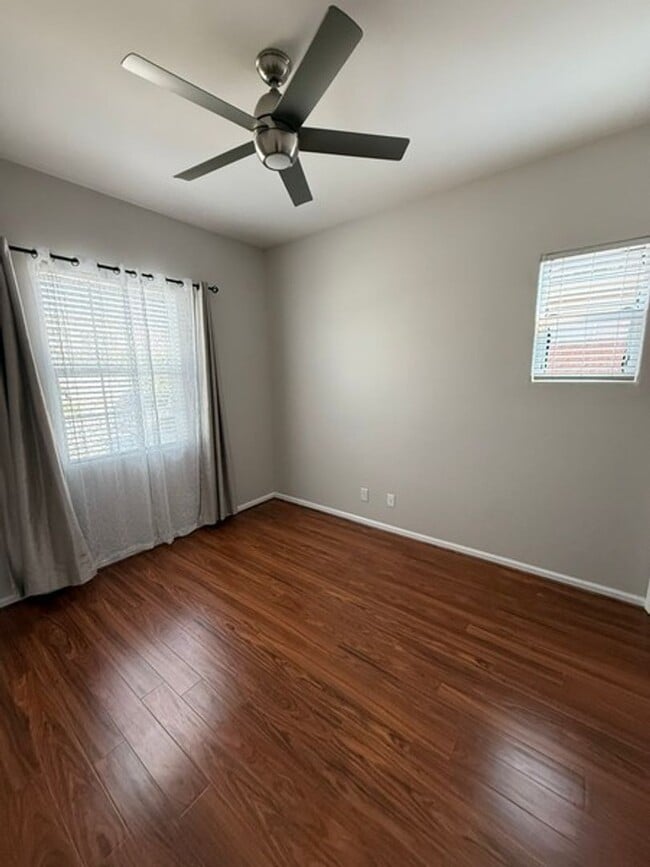 Building Photo - Gorgeous turn key 3 bedroom house