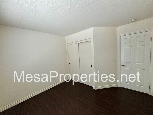 Building Photo - 9788 Balaton St