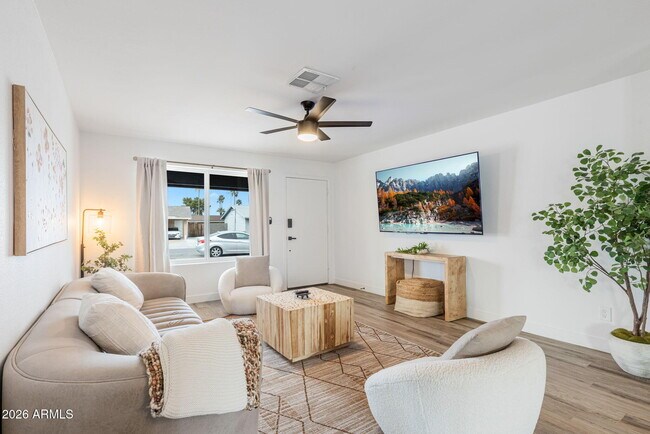 Building Photo - 2529 E Commonwealth Cir