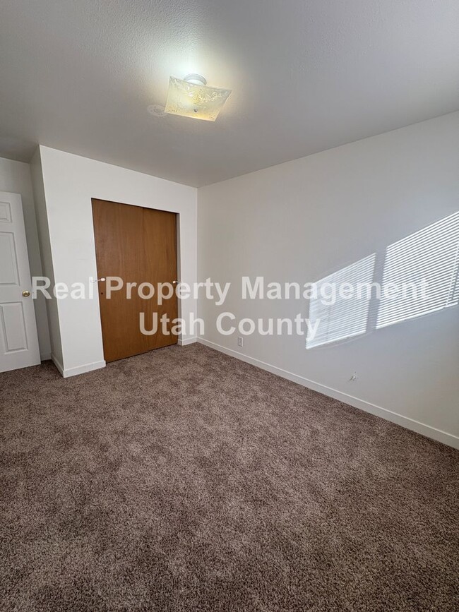 Building Photo - Half off first months rent! New Lower Price!!