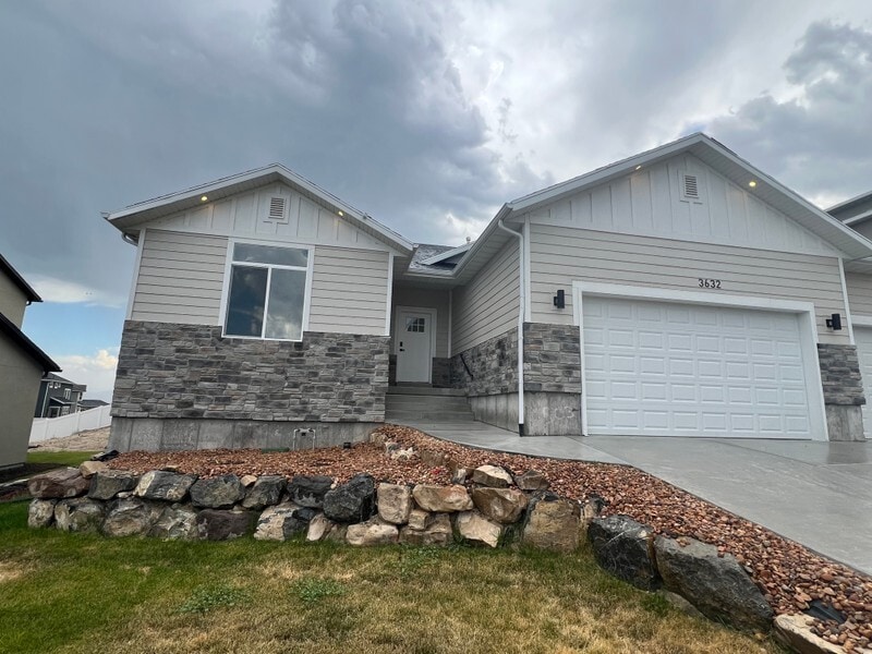 Building Photo - 3632 E Owahee St