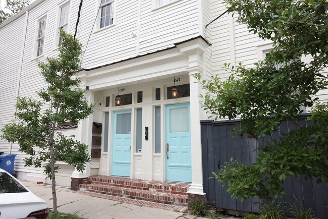 Building Photo - 1545 6th St