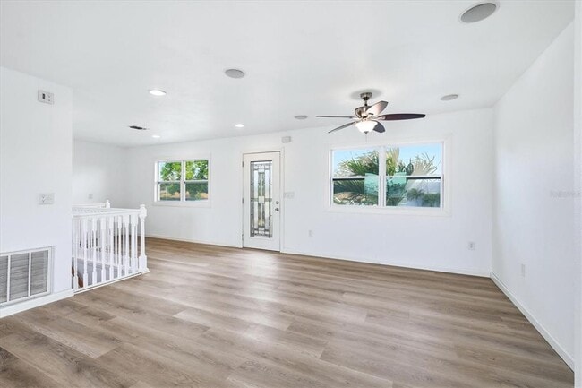 Building Photo - 515 46th St W