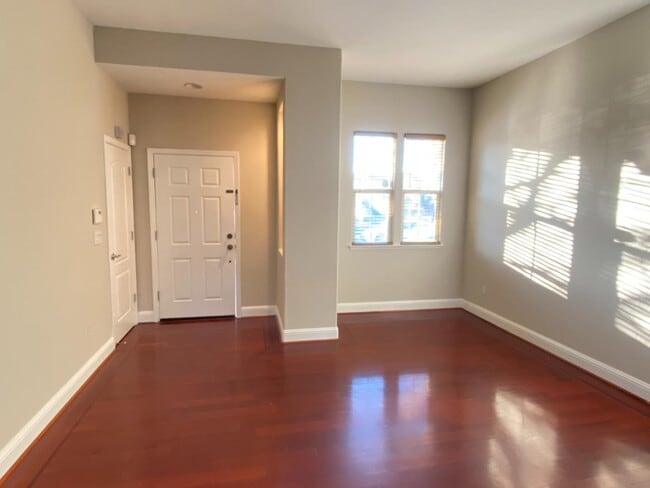 Building Photo - 2774 Gilham Ct
