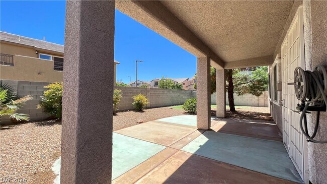 Building Photo - 10645 Brianhurst Ave