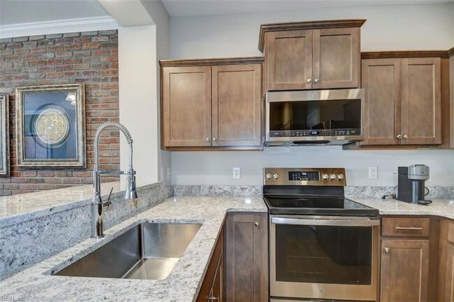 Building Photo - 1007 Kathy Ann Wy W